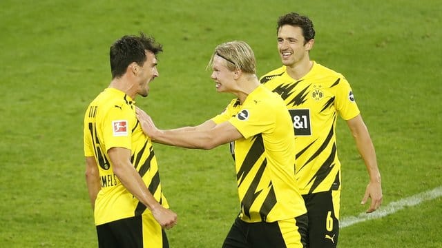 Die BVB-Stars wollen an die Leistung vom Schalke-Spiel anknüpfen. Die BVB-Stars wollen an die Leistung vom Schalke-Spiel anknüpfen.
