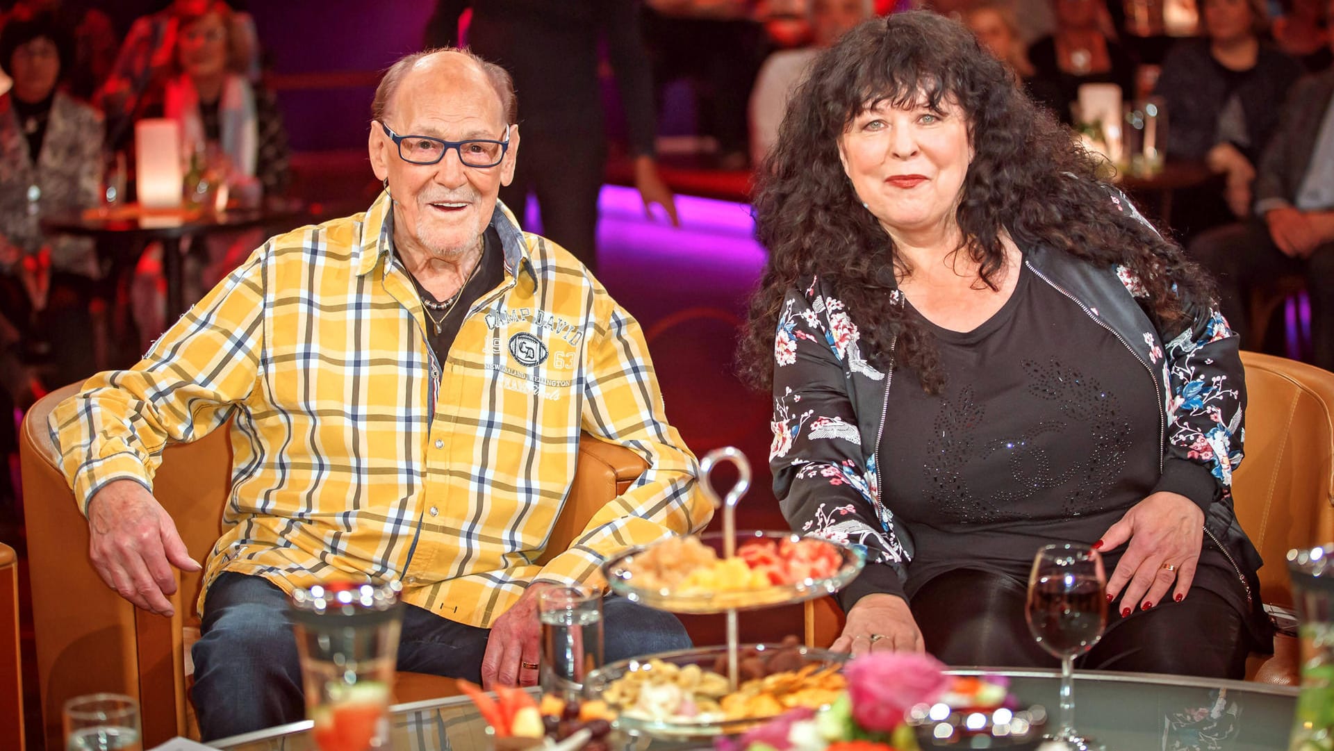 Herbert Köfer und seine Ehefrau Heike: Hier sind sie im Februar 2020 bei der MDR-Talkshow "Riverboat" zu Gast.