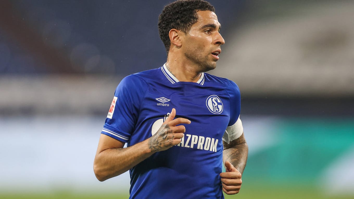 Omar Mascarell: Der Schalke-Kapitän trifft mit seinem Team auf den Pokal auf Schweinfurt.