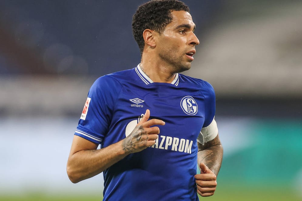Omar Mascarell: Der Schalke-Kapitän trifft mit seinem Team auf den Pokal auf Schweinfurt.