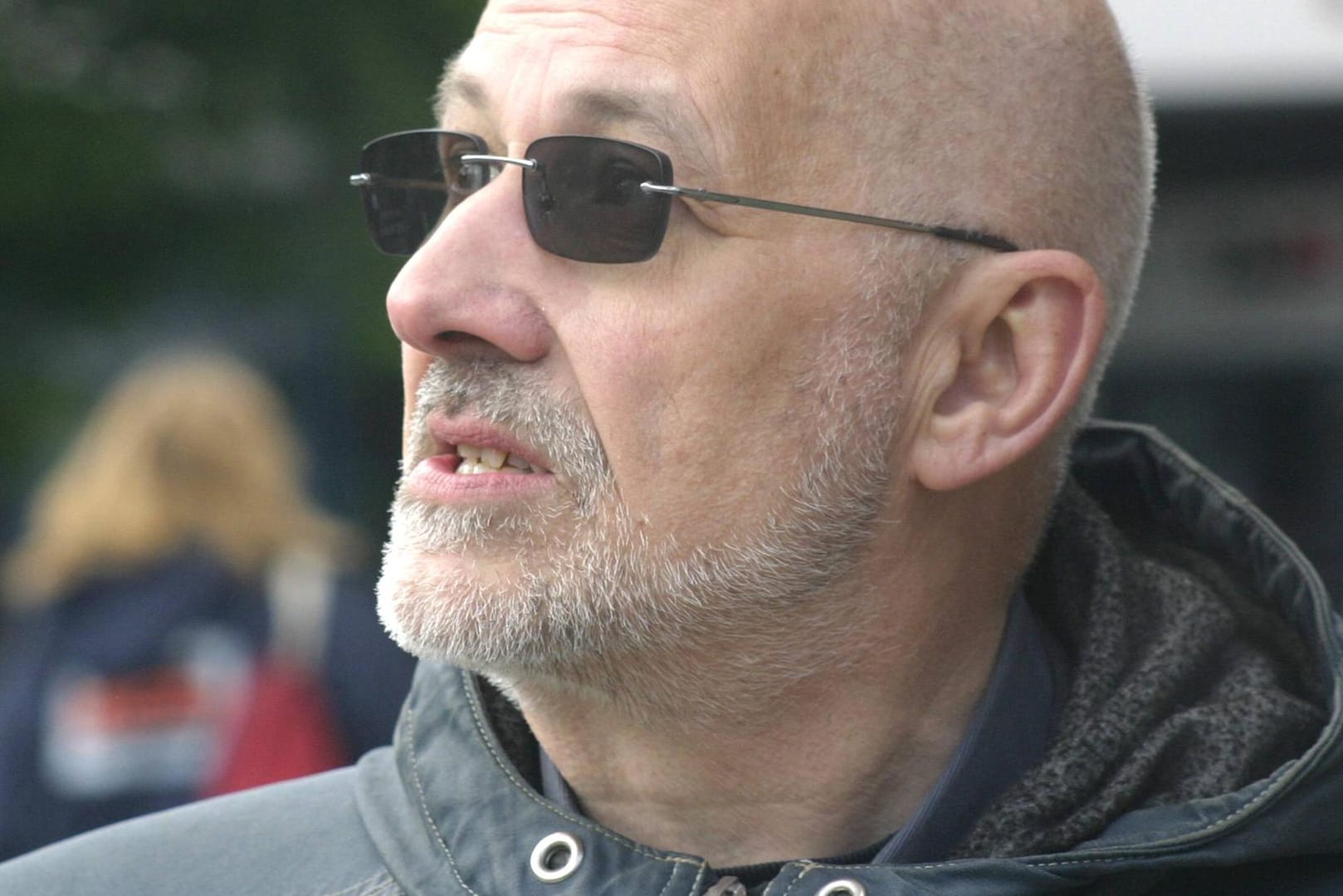 Horst Mahler bei einer NPD-Demo (Archivfoto): Die Staatsanwaltschaft Cottbus hat bereits Anklage in weiteren Fällen von Volksverhetzung erhoben.