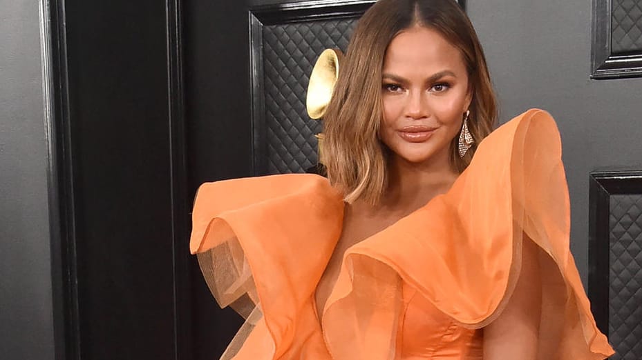 Chrissy Teigen: Sie teilt nach ihrer Fehlgeburt emotionale Worte.