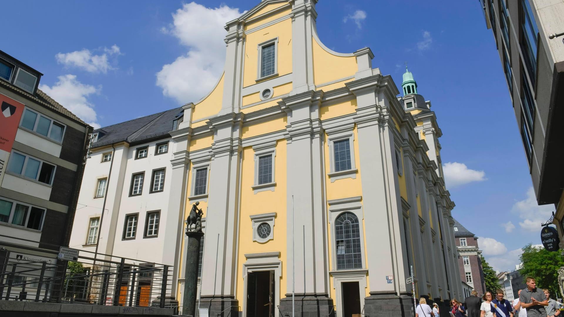 St. Andreas in Düsseldorf (Symbolbild): Die Dominikaner Mönche wollen mit einer Aktionswoche auf die Opfer des Corona-Virus aufmerksam machen.