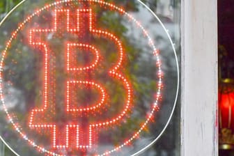 Nach der Ankündigung Paypals, den Bitcoin einzuführen, erreicht die Digitalwährung den höchsten Stand seit Anfang 2018.
