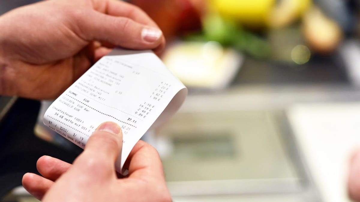 Weltspartag: Die besten Tipps für mehr Geld zum Leben