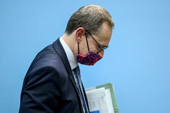 Michael Müller (SPD): Berlins Regierender Bürgermeister hält die von Bund und Ländern beschlossenen Corona-Beschränkungen für angemessen.