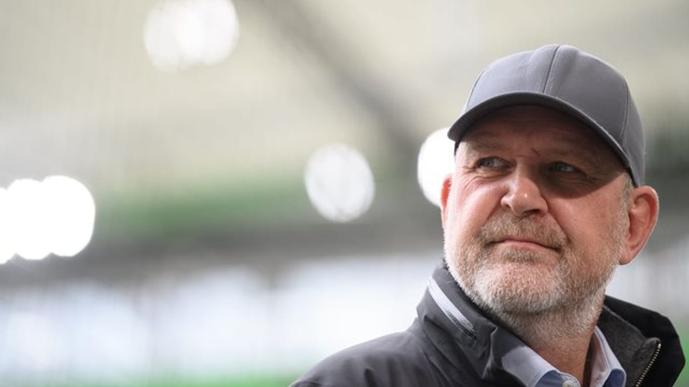Jörg Schmadtke: Als Geschäftsführer bleibt er dem VfL Wolfsburg noch länger erhalten.