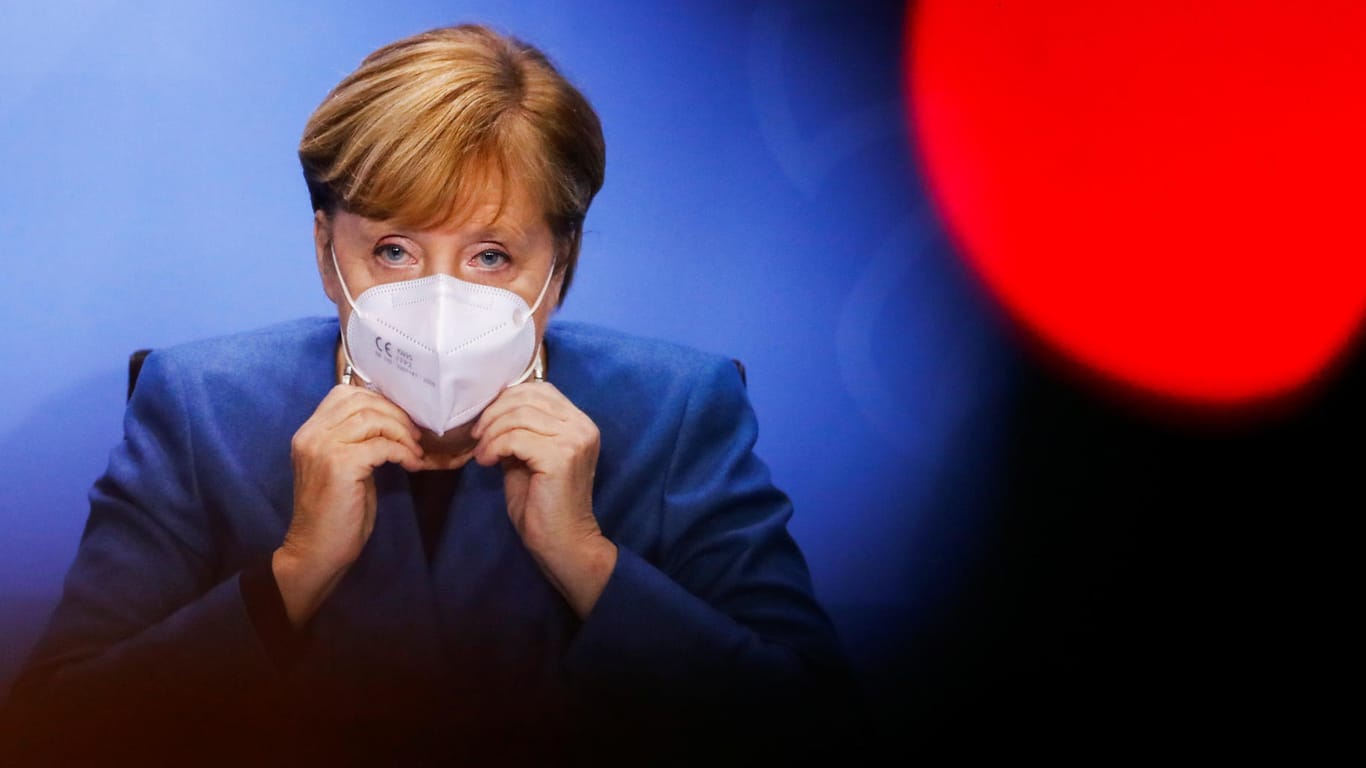 Angela Merkel: Die Bundeskanzlerin hat mit den Ministerpräsidenten einen Wellenbrecher-Lockdown beschlossen.
