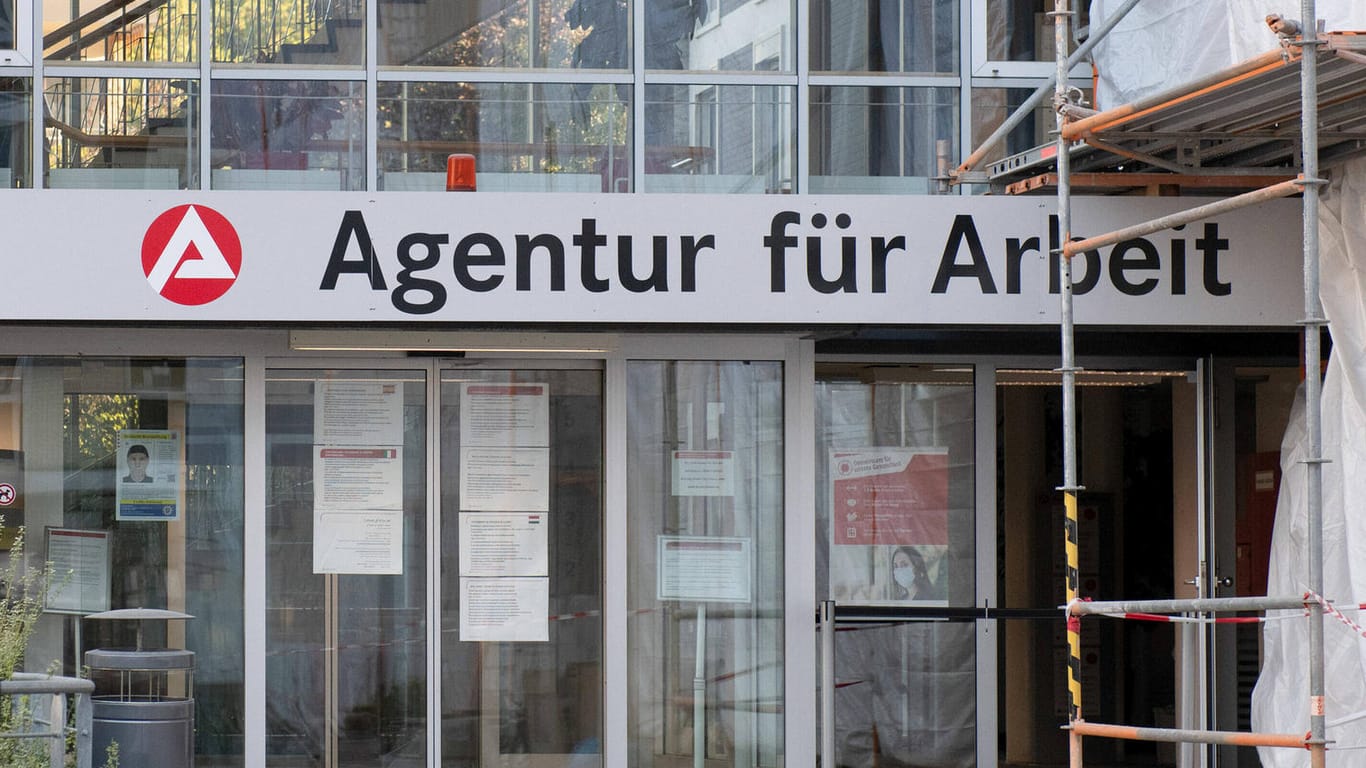 Agentur für Arbeit, Frankfurt am Main (Symbolbild): Die Arbeitslosigkeit geht zurück.