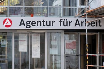 Agentur für Arbeit, Frankfurt am Main (Symbolbild): Die Arbeitslosigkeit geht zurück.