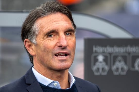 Herthas Trainer Bruno Labbadia wünscht seinem Team den ersten Heimerfolg der Saison.
