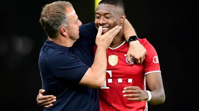 Hansi Flick hat erneut um einen Verbleib von David Alaba beim FC Bayern München geworben. Hansi Flick hat erneut um einen Verbleib von David Alaba beim FC Bayern München geworben.