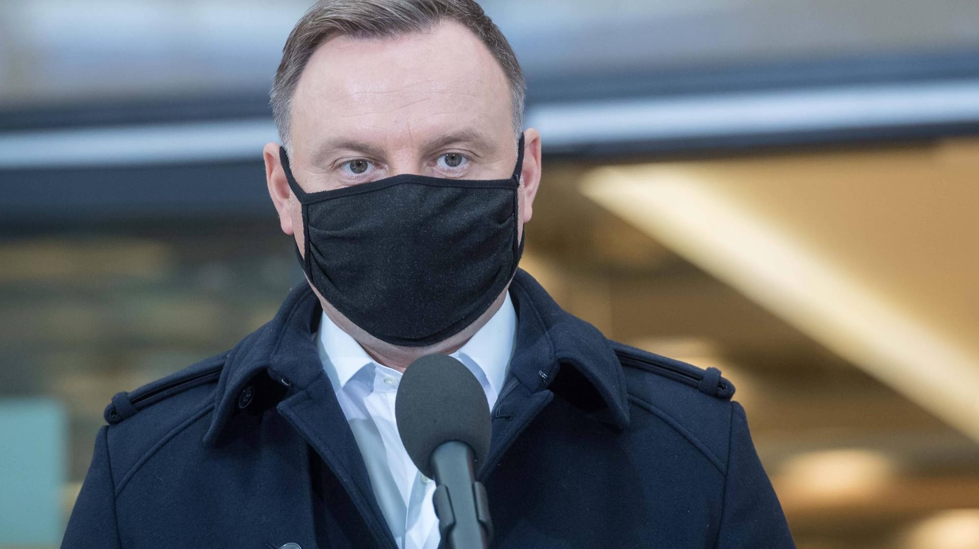 Andrzej Duda: Sein Gesetzesvorschlag erlaubt Schwangerschaftsabbrüche, wenn das Kind wahrscheinlich tot zur Welt kommt. Andrzej Duda: Sein Gesetzesvorschlag erlaubt Schwangerschaftsabbrüche, wenn das Kind wahrscheinlich tot zur Welt kommt.