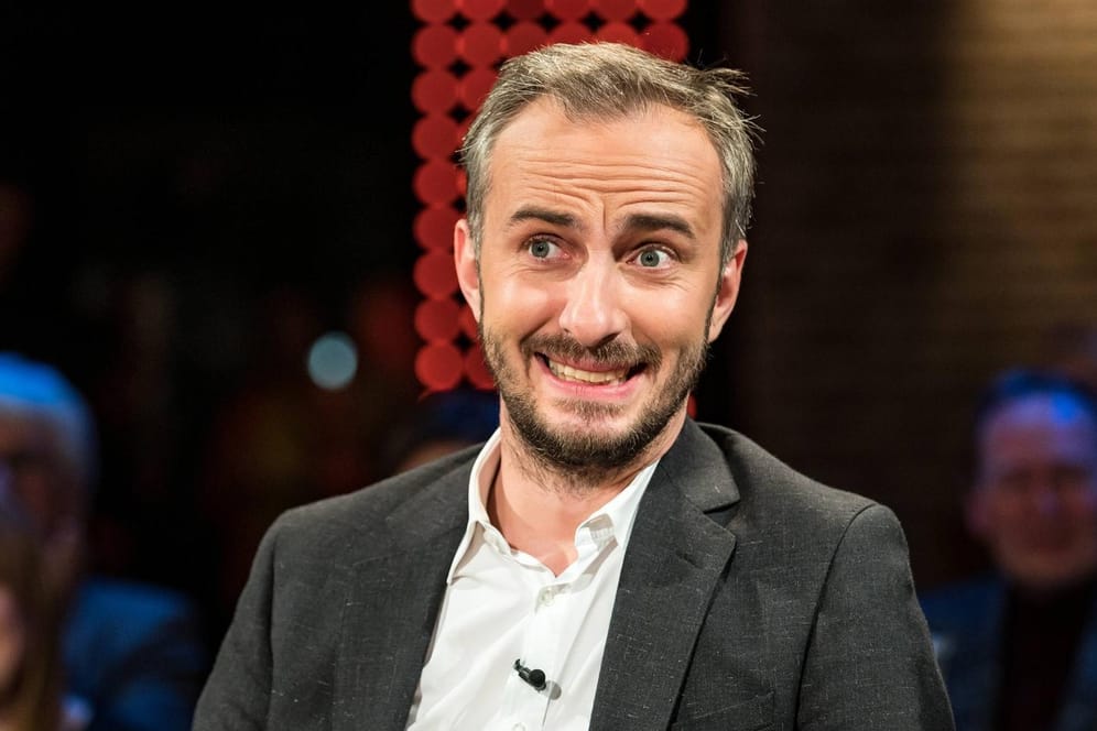 Jan Böhmermann: Der Satiriker sprach im Interview mit t-online ausführlich über Telegram und meldet sich nun dort zu Wort.