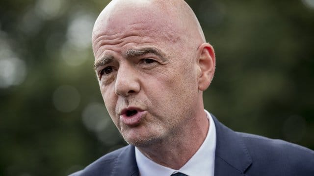 Gianni Infantino hatte bereits im September gesagt, dass es unwahrscheinlich sei, dass die Club-WM im Dezember stattfinden könne. Gianni Infantino hatte bereits im September gesagt, dass es unwahrscheinlich sei, dass die Club-WM im Dezember stattfinden könne.