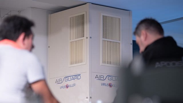 Luftfilteranlagen sollen das Corona-Infektionsrisiko senken.