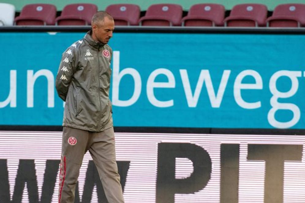 Musste mit Mainz in Augsburg die sechste Saisonpleite hinnehmen: 05-Coach Jan-Moritz Lichte.