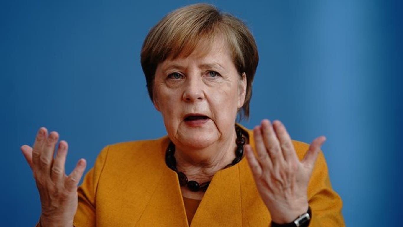 Bundeskanzlerin Angela Merkel (CDU) informiert über die Ergebnisse des Kabinetts zu den Corona-Maßnahmen.