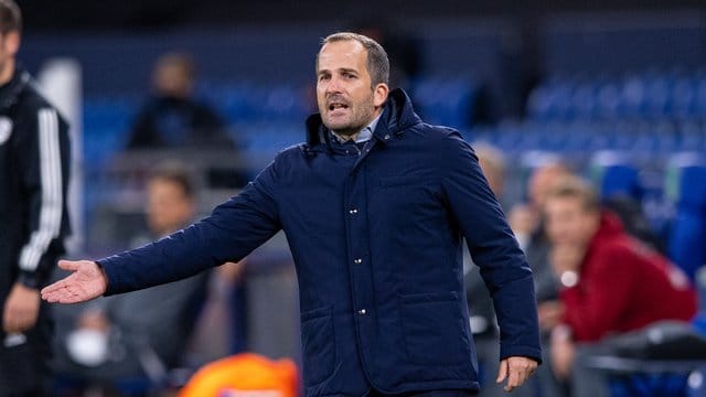 Hat mit Schalke Undog Schweinfurt zu Gast: Trainer Manuel Baum.