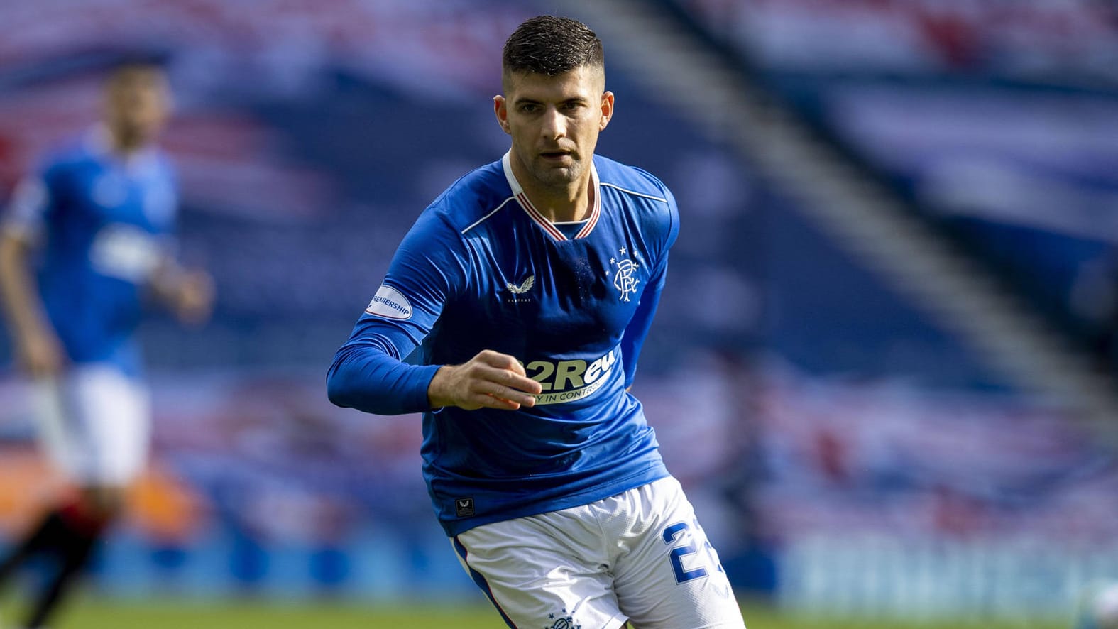 Jordan Jones: Der nordirische Nationalspieler von den Rangers soll mit Teamkollege George Edmundson entgegen der Corona-Richtlinien an einer Party teilgenommen haben. Jordan Jones: Der nordirische Nationalspieler von den Rangers soll mit Teamkollege George Edmundson entgegen der Corona-Richtlinien an einer Party teilgenommen haben.