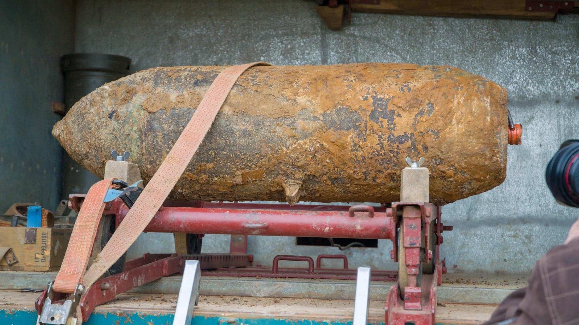 Eine entschärfte Fliegerbombe aus dem Zweiten Weltkrieg (Archivbild): Ein ähnliches Exemplar wurde in Essen-Stoppenberg gefunden.