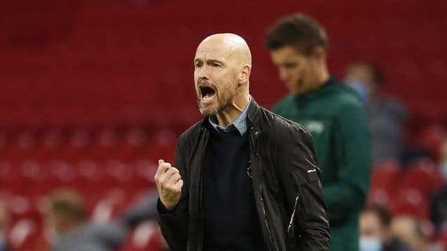 Kann auf nur 17 Spieler für das kommende Spiel in der Champions League zurückgreifen: Ajax-Cheftrainer Erik ten Hag.