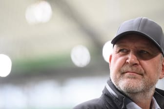 Rechnet in der Fußball-Bundesliga noch mehrere Monate mit Geisterspielen: Jörg Schmadtke, Geschäftsführer Sport beim VfL Wolfsburg.