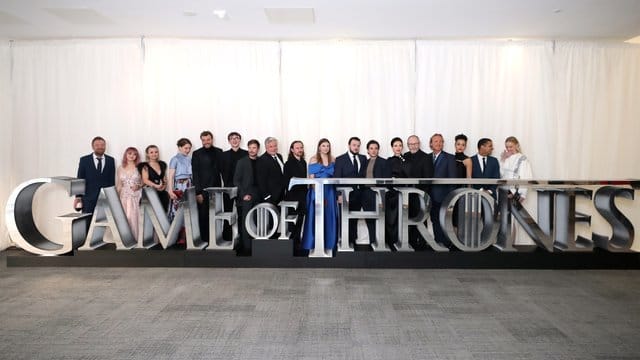 Die Schauspieler und Crewmitglieder von "Game of Thrones" 2019 vor der Premiere der achten Staffel. Die Schauspieler und Crewmitglieder von "Game of Thrones" 2019 vor der Premiere der achten Staffel.