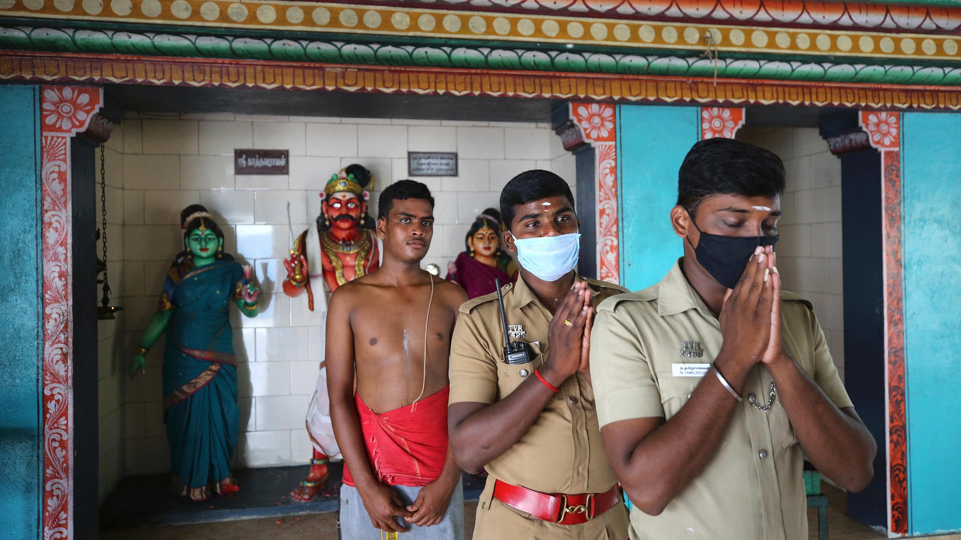 Ein Tempel in Thulasendrapuram im indischen Bundesstaat Tamil Nadu: In einem besonderen Gottesdienst beten Gläubige für den Sieg der indischstämmigen Vizepräsidentschaftskandidatin Kamala Harris.