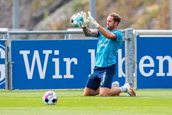 Soll seinen Kasten im Pokalspiel gegen den Viertligisten aus Schweinfurt sauber halten: Schalkes Torwart Ralf Fährmann.