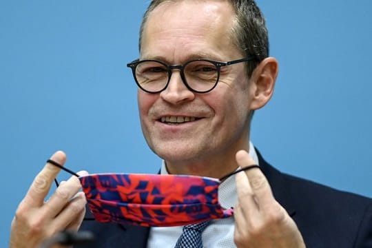 Michael Müller (SPD), Berlins Regierender Bürgermeister, hat ein negatives Ergebnis bei seinem Corona-Test erhalten.