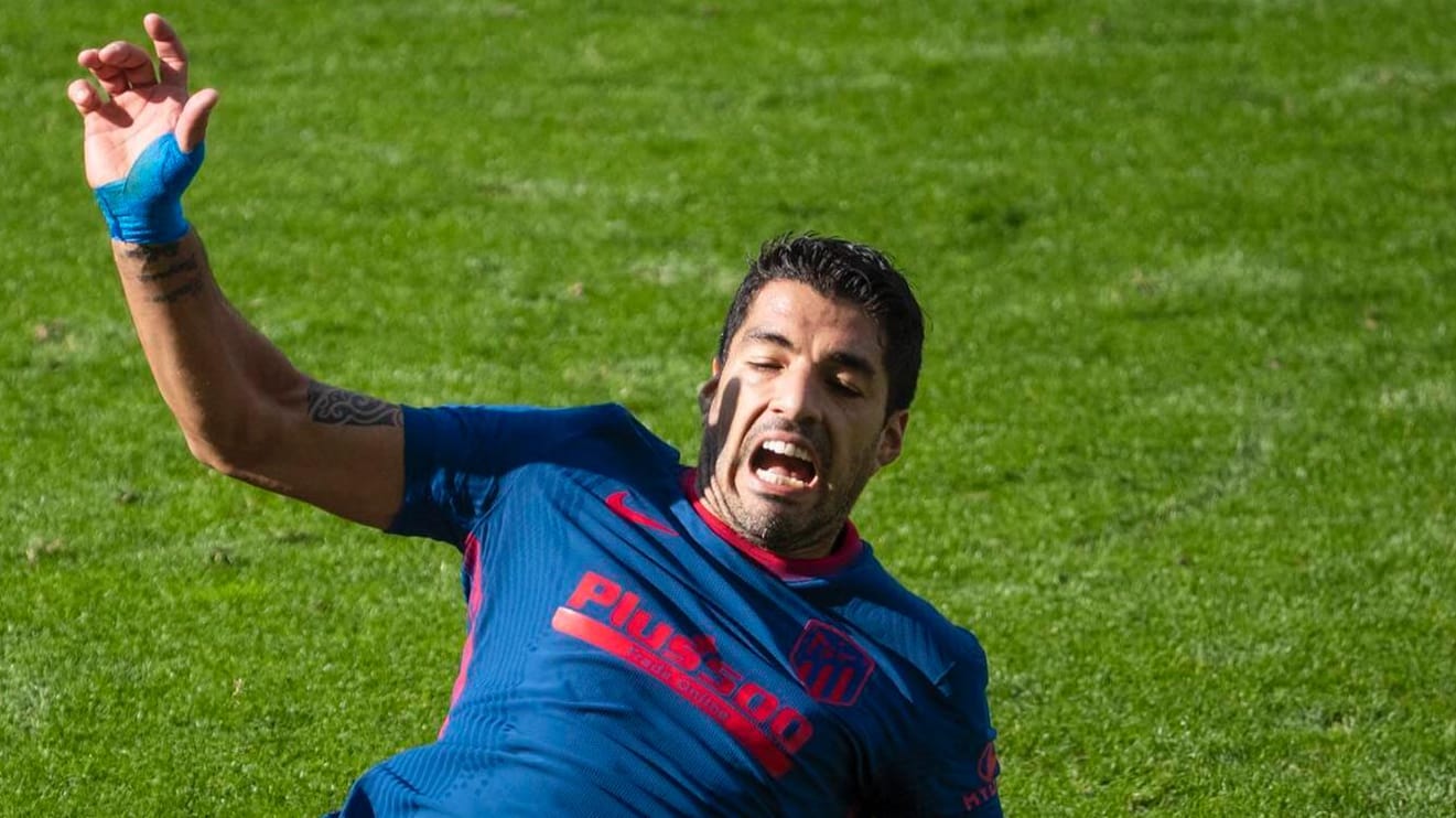 Luis Suarez: Der Weltklasse-Stürmer kassierte in der Champions League eine kuriose Gelbe Karte.