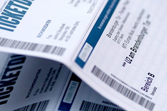 Bevor man sich das begehrte Online-Ticket ausdrucken kann, will es erst einmal gekauft sein.