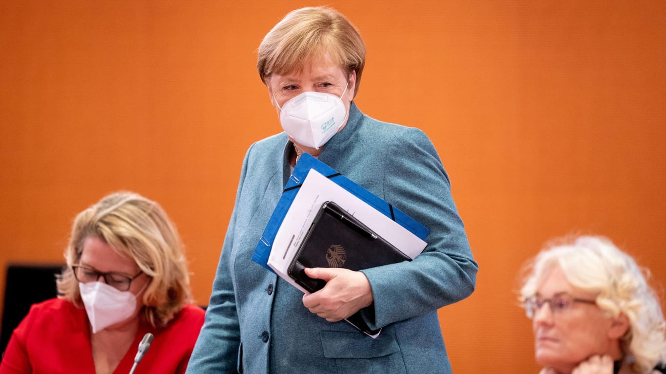 Bundeskanzlerin Angela Merkel: Das neue Gesetz soll den Corona-Maßnahmen mehr Standfestigkeit vor Gericht verleihen.