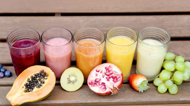 Das Fruchtmark bestimmt über die Konsistenz von Smoothies.