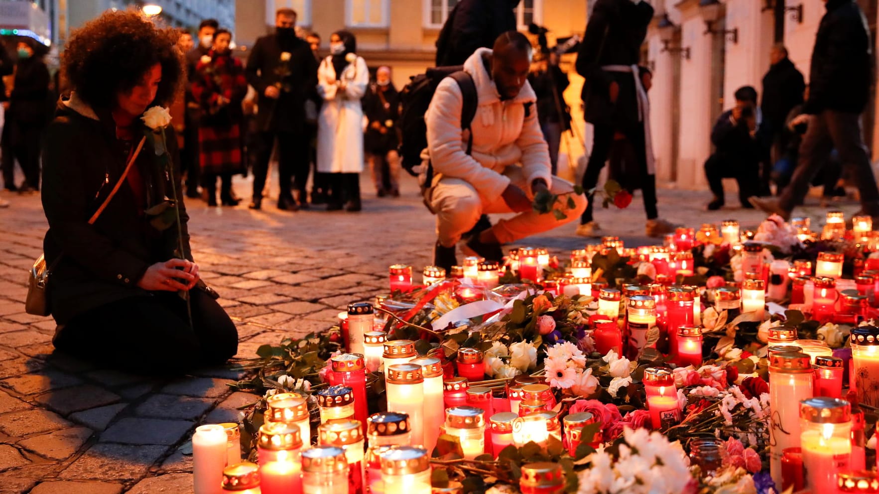 Der Anschlagsort in Wien: Der Verfassungsschutz warnt vor Nachahmungstätern. Der Anschlagsort in Wien: Der Verfassungsschutz warnt vor Nachahmungstätern.