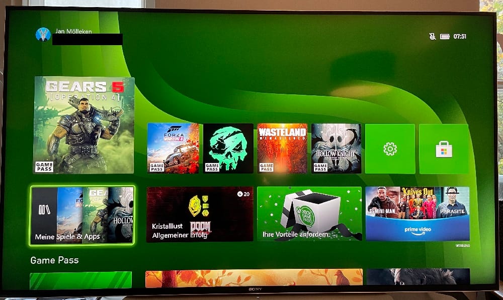 Das Startmenü der neuen Xbox ist übersichtlich und flott bedienbar