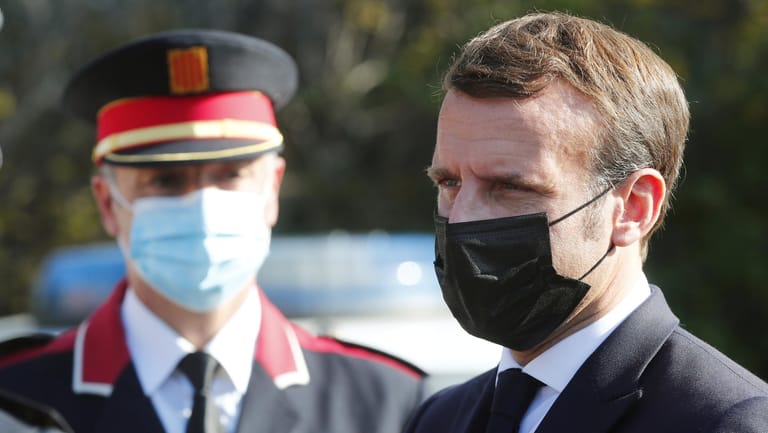 Emmanuel Macron: Frankreichs Präsident besuchte die Grenze zu Spanien.