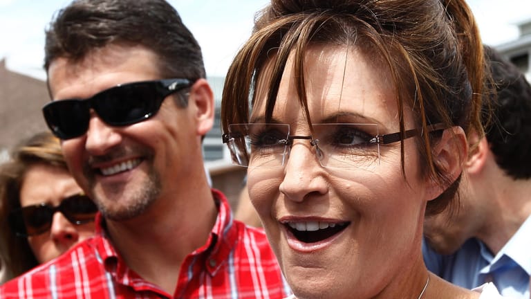 Sarah Palin (mit Ehemann Todd): Wegbereiterin für Trumps Art der Politik.