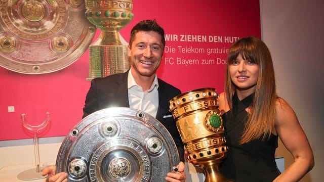 Robert Lewandowski und seine Frau Anna Lewandowska Robert Lewandowski und seine Frau Anna Lewandowska