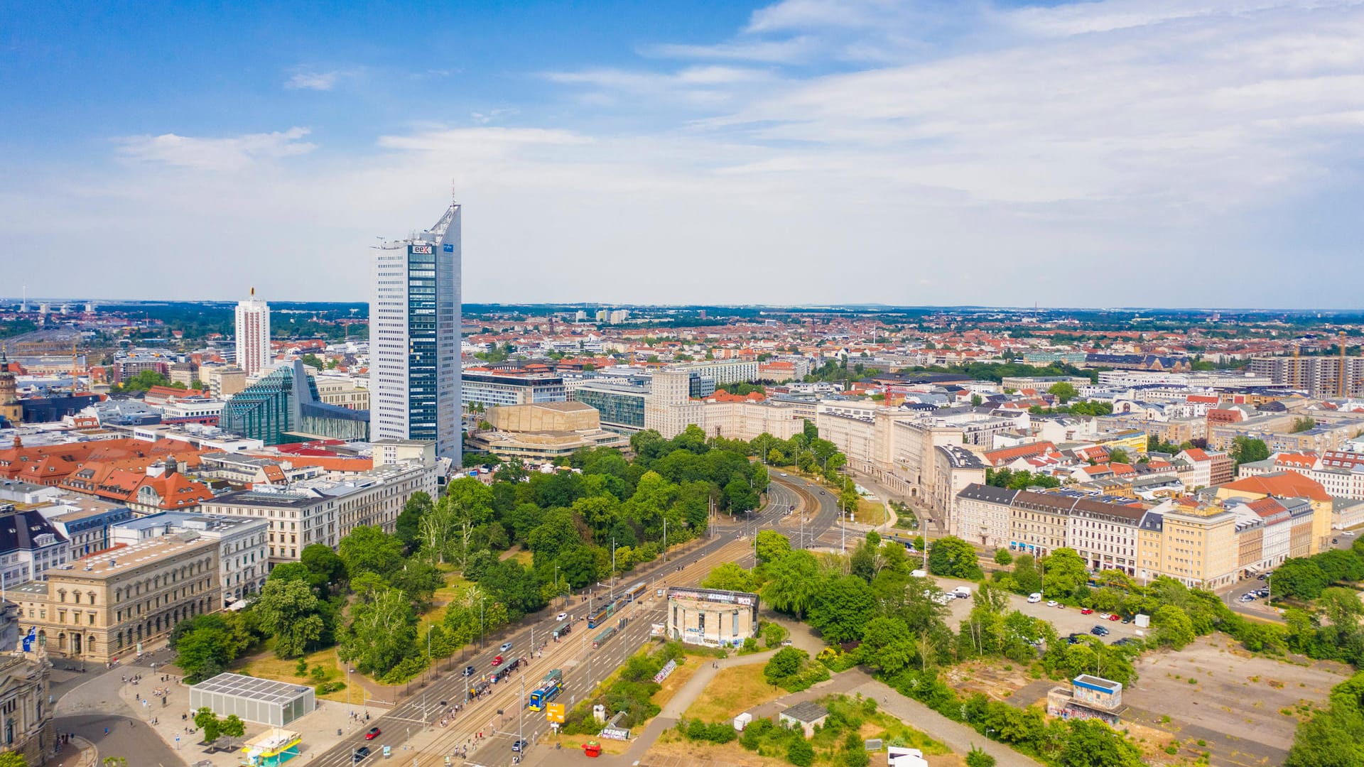 Ansicht von Leipzig: Am Wochenende sind neben der "Querdenken"-Demo 26 weitere Kundgebungen geplant.