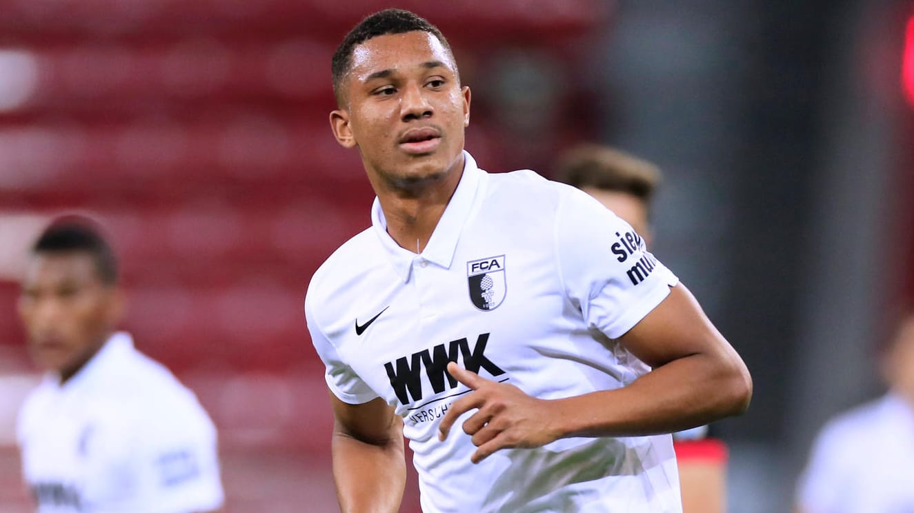 Felix Uduokhai: Der 23-jährige Innenverteidiger spielt beim FC Augsburg. Felix Uduokhai: Der 23-jährige Innenverteidiger spielt beim FC Augsburg.