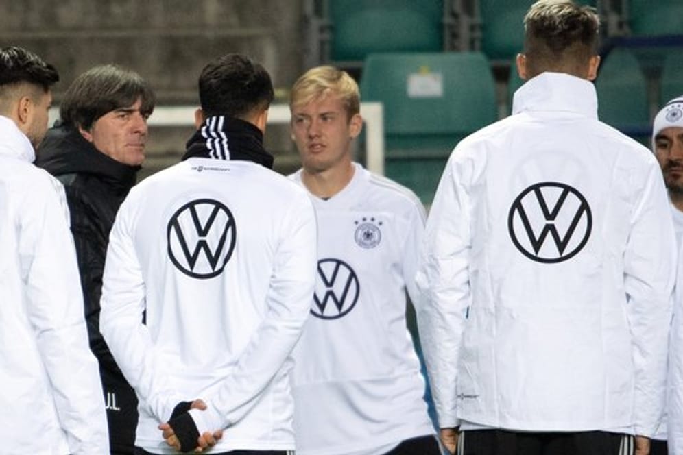 Bundestrainer Joachim Löw (2.