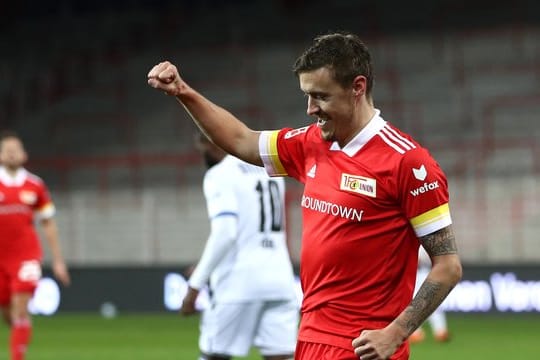 Hat wieder einen Elfmeter verwandelt: Max Kruse feiert sein Tor zum 4:0 per Elfer.