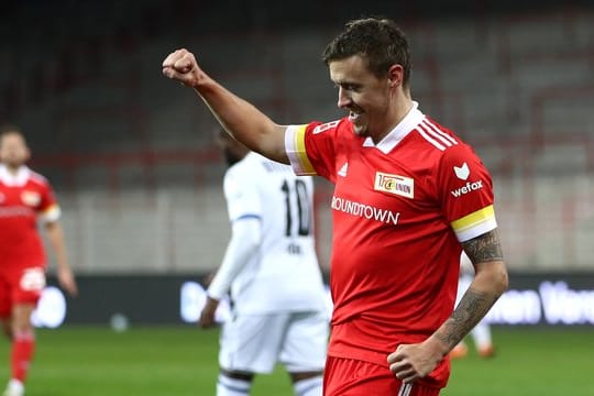 Sicherer Elfmeterschütze: Unions Max Kruse feiert, nachdem er das Tor zum 4:0 per Elfmeter erzielt hat.