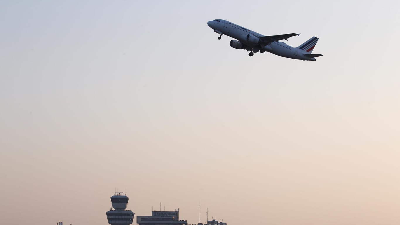 Letzter Flieger abgehoben: Der Flughafen Berlin-Tegel ist offiziell geschlossen.
