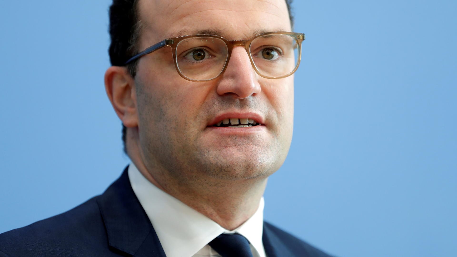 Bundesgesundheitsminister Jens Spahn (CDU): "In einer Phase wie jetzt, müssen zuerst mal die getestet werden, die Symptome haben".