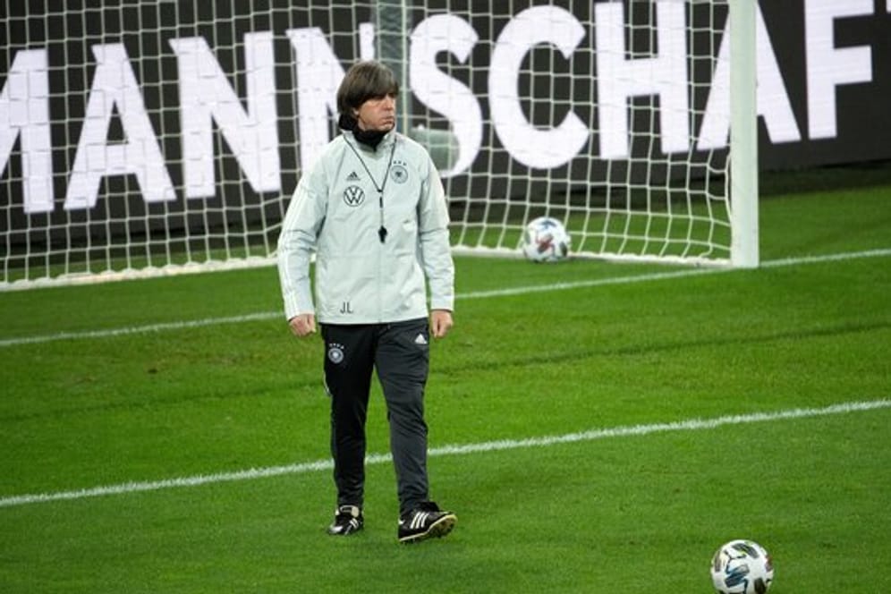 Bundestrainer Joachim Löw versammelt die Nationalmannschaft in Leipzig um sich - und bereitet sich dort auf die Partien gegen die Ukraine, Spanien und Tschechien vor.