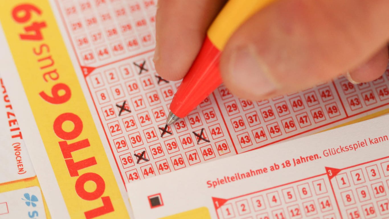 Lotto: In Reutlingen wird der Gewinner von 11,3 Millionen Euro gesucht. (Symbolbild)