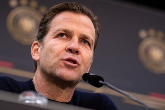 Oliver Bierhoff verteidigte die junge deutsche Fußball-Nationalmannschaft gegen Kritik.